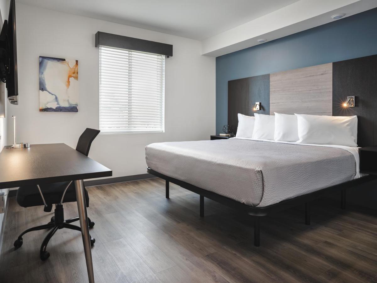 Stayapt Hotel *